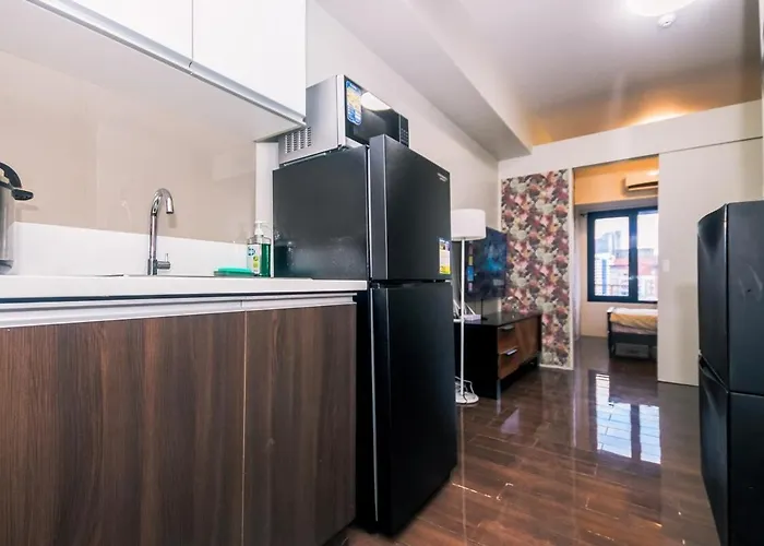 Escape Luxe 1br Makati Getaway Gym Swim Swim 2946 Fast Mb Apartment