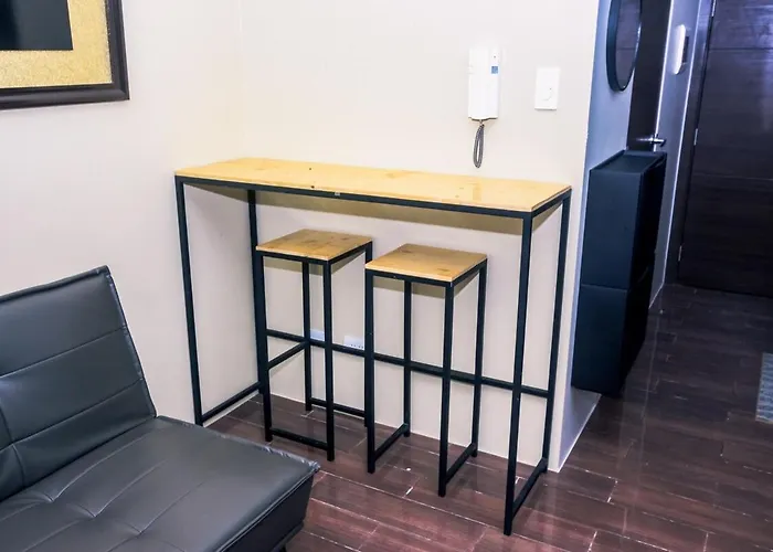 Escape Luxe 1br Makati Getaway Gym Swim Swim 2946 Fast Mb